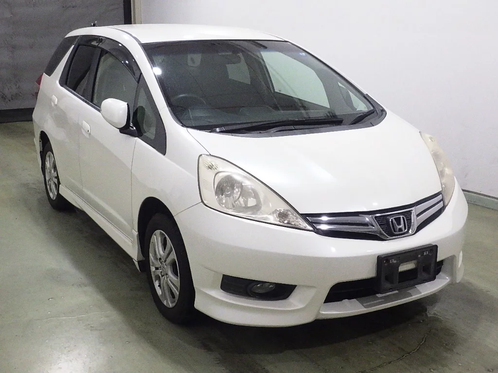 Honda Fit Shuttle GG8 2012